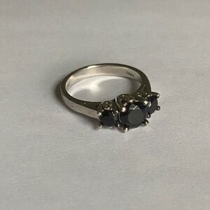 Elegant 925 Sterling Silver and 3 Black Stone Ring Size 6